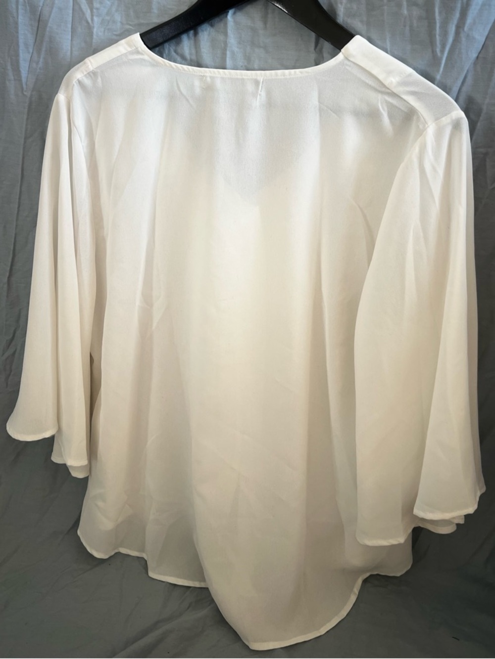 Ivory Tie-Hem Button-Front Blouse - Picture 2 of 5